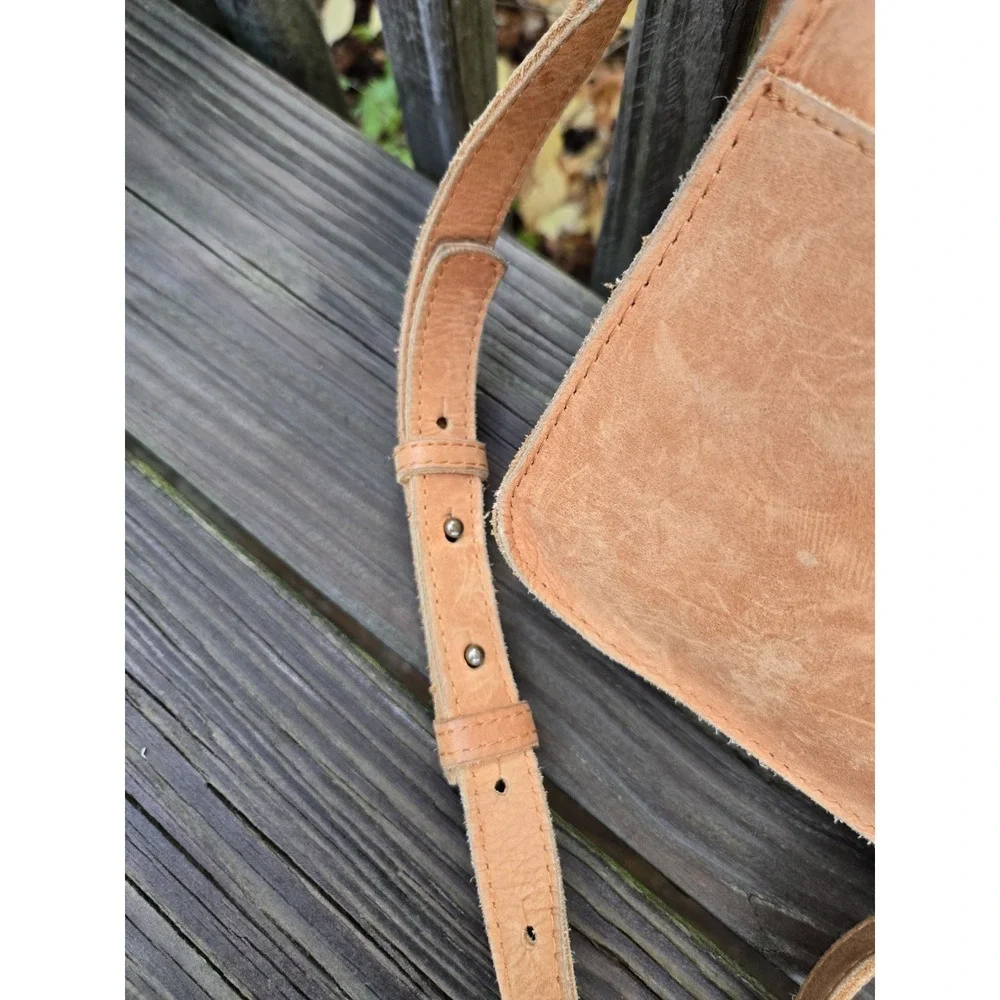 Able Crossbody Bag Leather Camel Distressed Purse Handmade‎